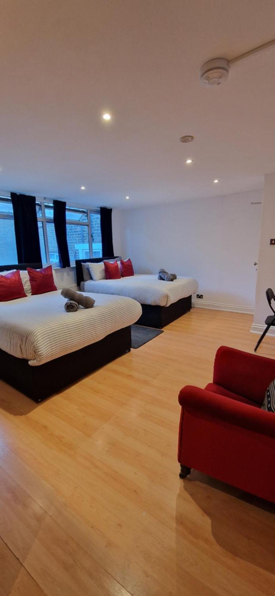 The Copper Fields Apartment London Bagian luar foto