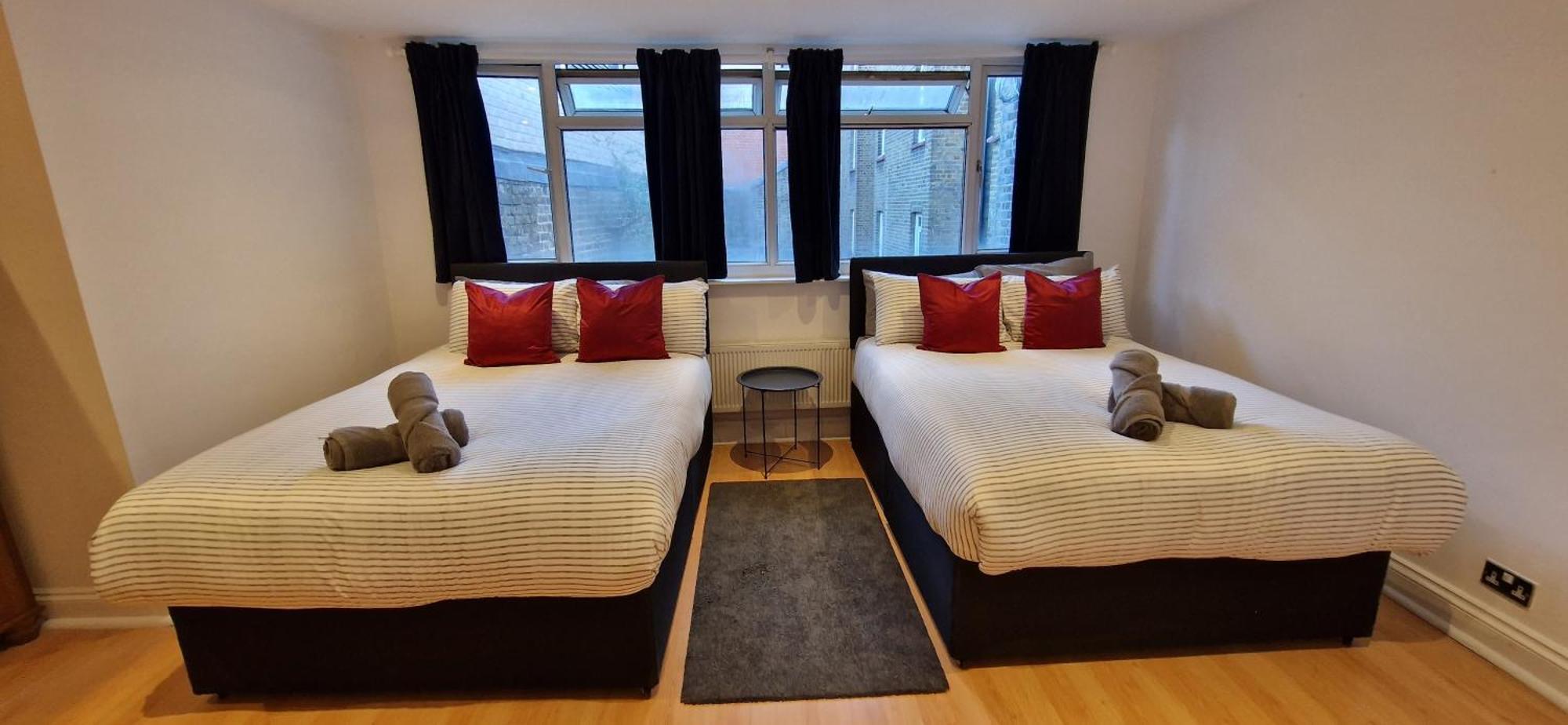 The Copper Fields Apartment London Bagian luar foto