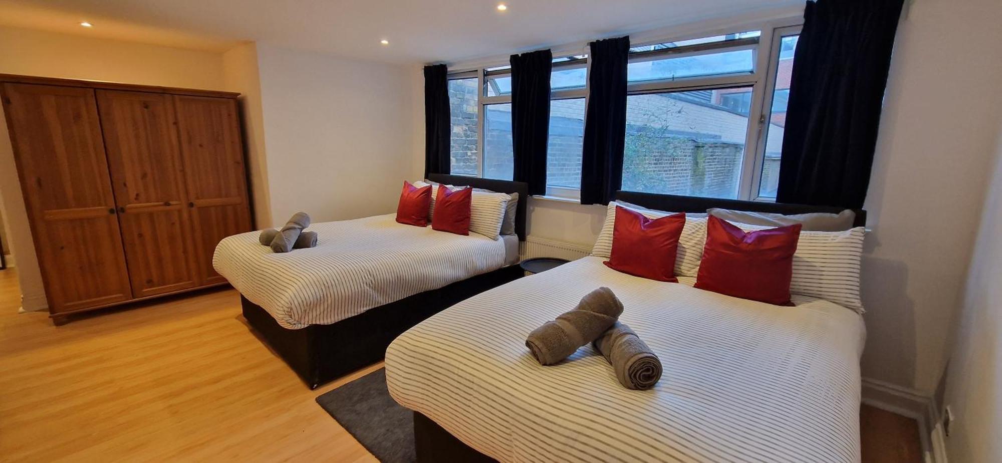 The Copper Fields Apartment London Bagian luar foto