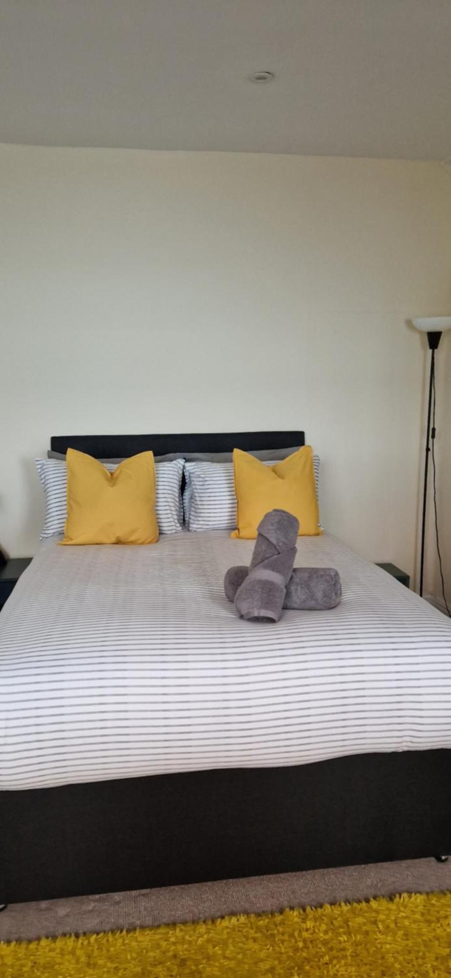 The Copper Fields Apartment London Bagian luar foto